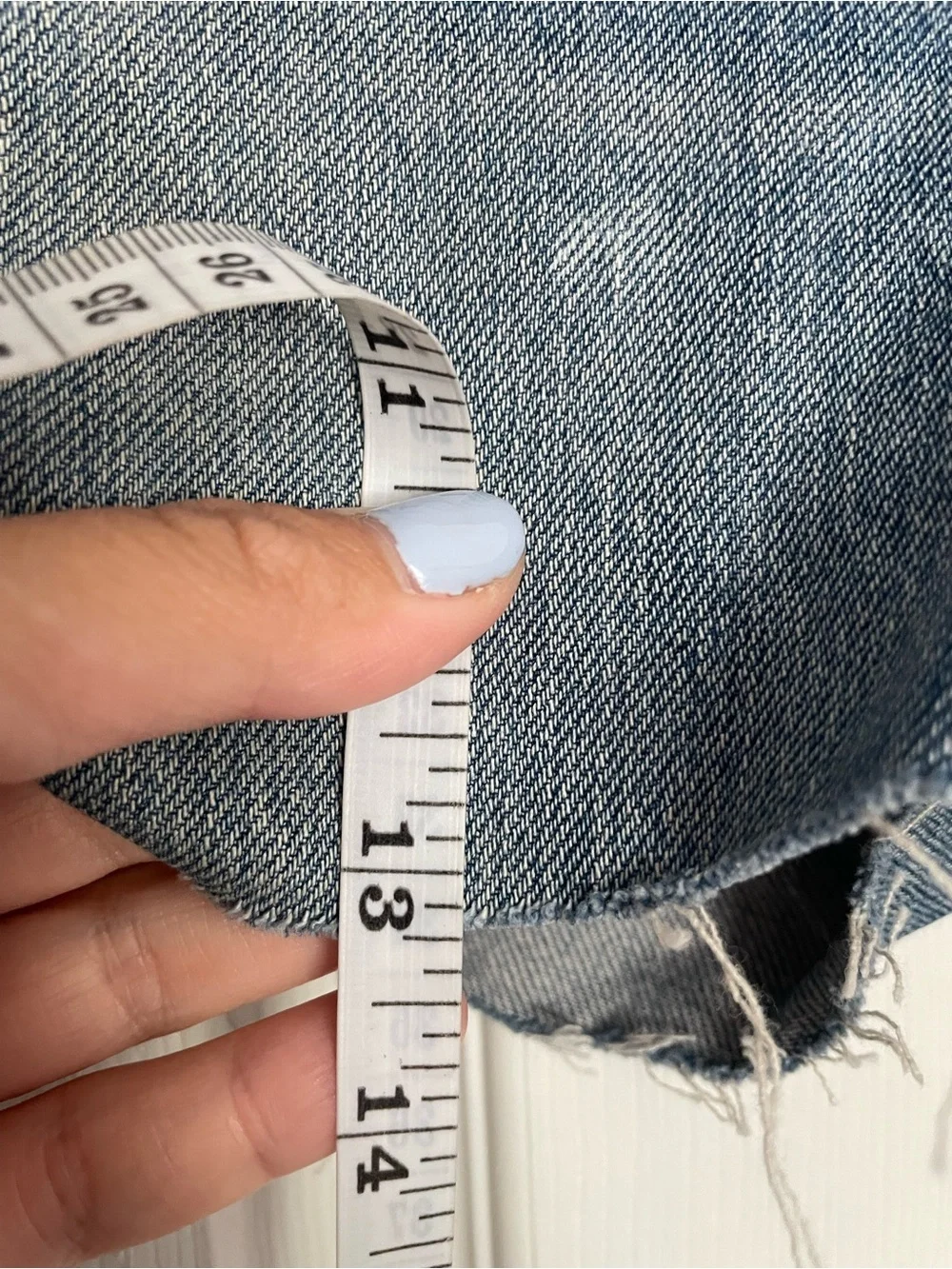 Madewell Women’s size 24 Classic Straight Jean Denim Cutoff Shorts - Blue